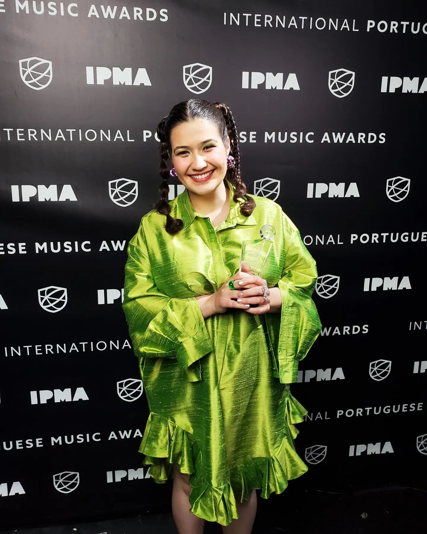 Congrats to @ella___rafaella for winning best New Talent of the #2023IPMA, presented by @tapairportugal! Parab&eacute;ns!