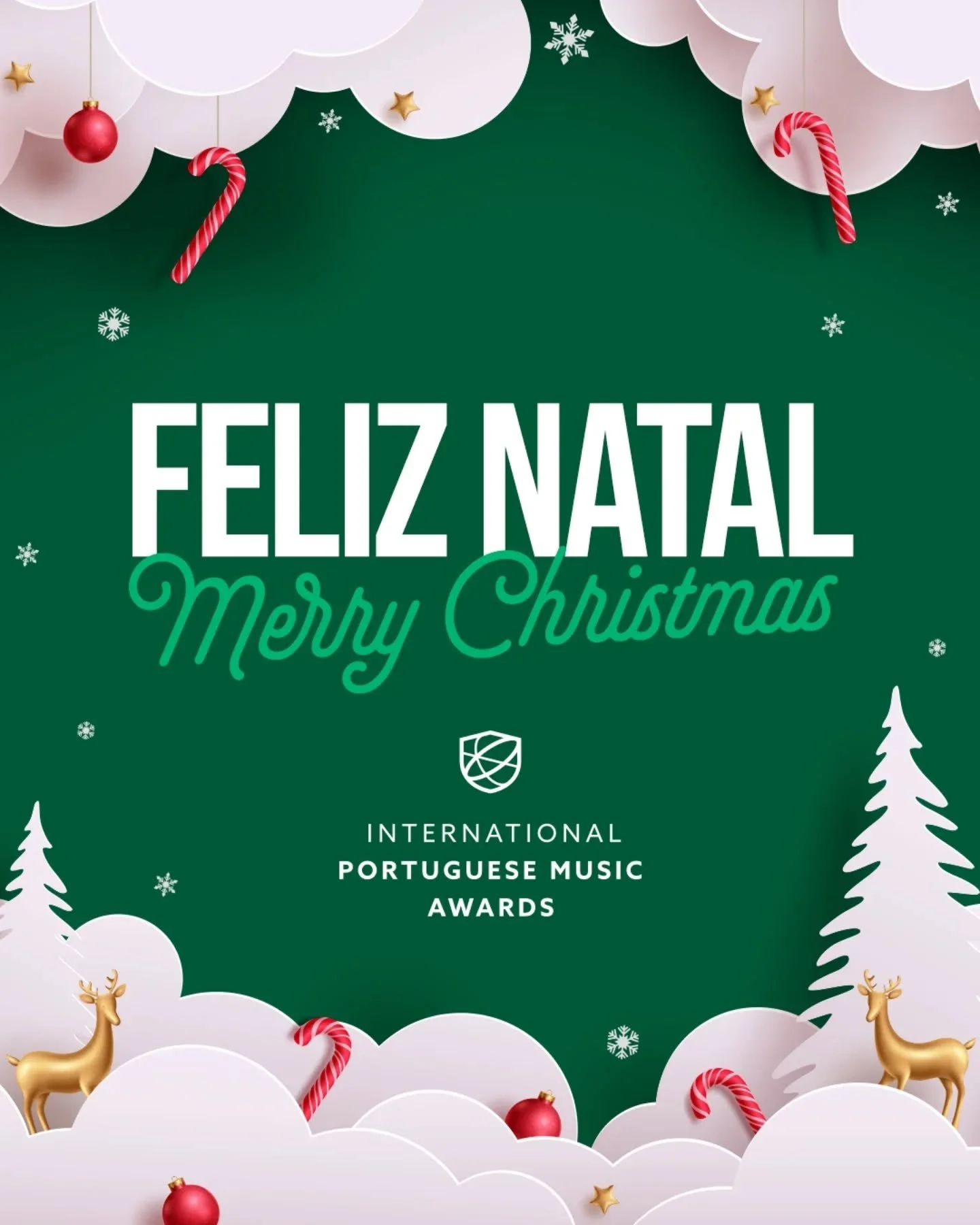 Some Christmas songs never get old. Which one do you play every year? 🎶👇 H&aacute; m&uacute;sicas de Natal que nunca passam de moda. Qual &eacute; aquela que ouve todos os anos?
