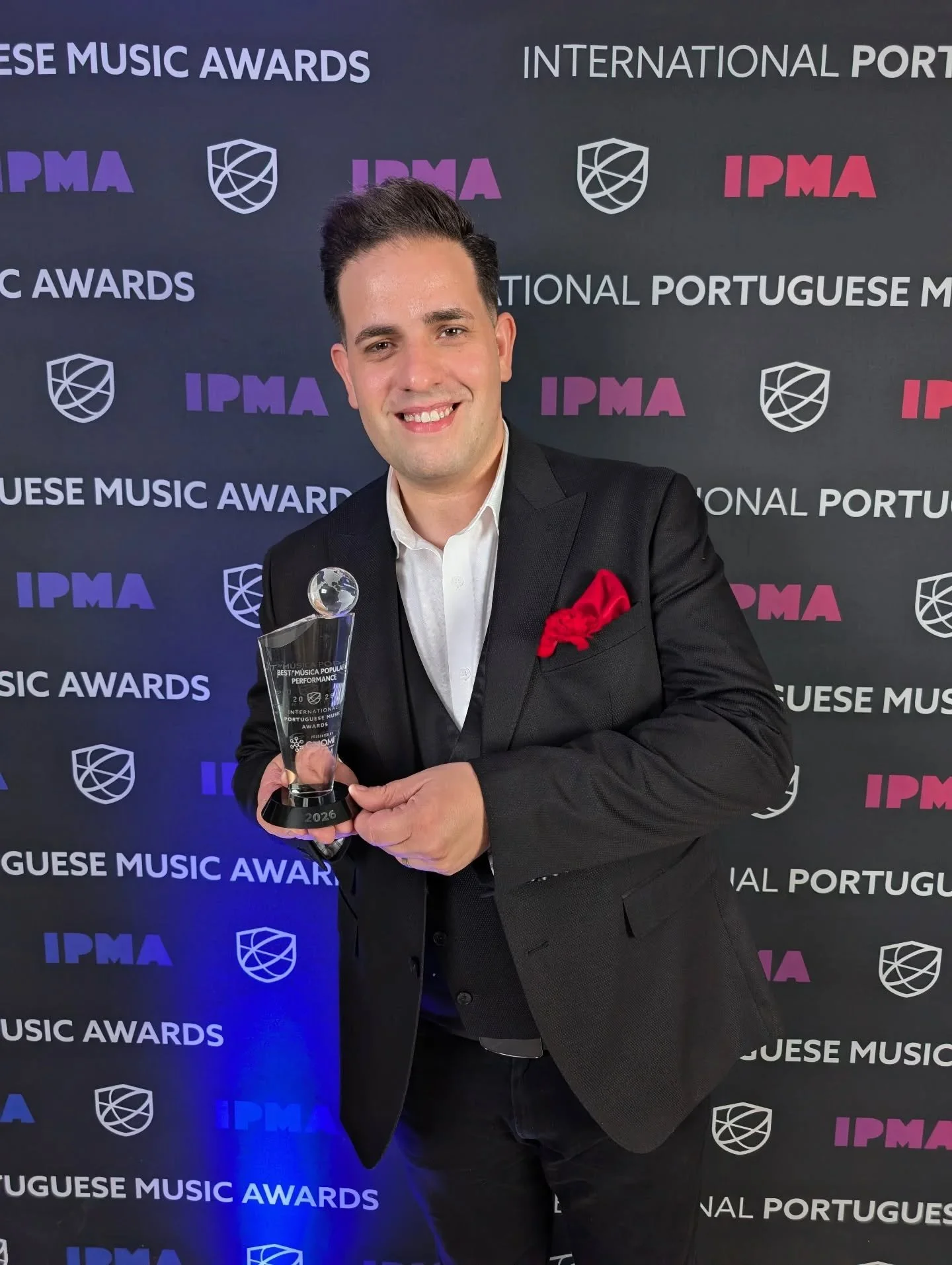 Parab&eacute;ns Victor Rodrigues! Best M&Uacute;SICA POPULAR performance at the International Portuguese Music Awards, presented by @gnomiai.