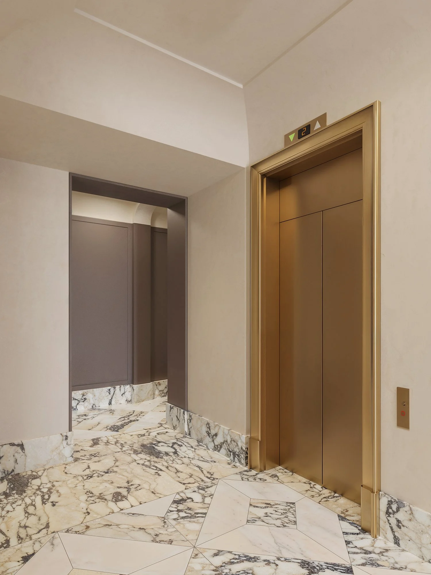 v11_lobby_corridor_B.jpg