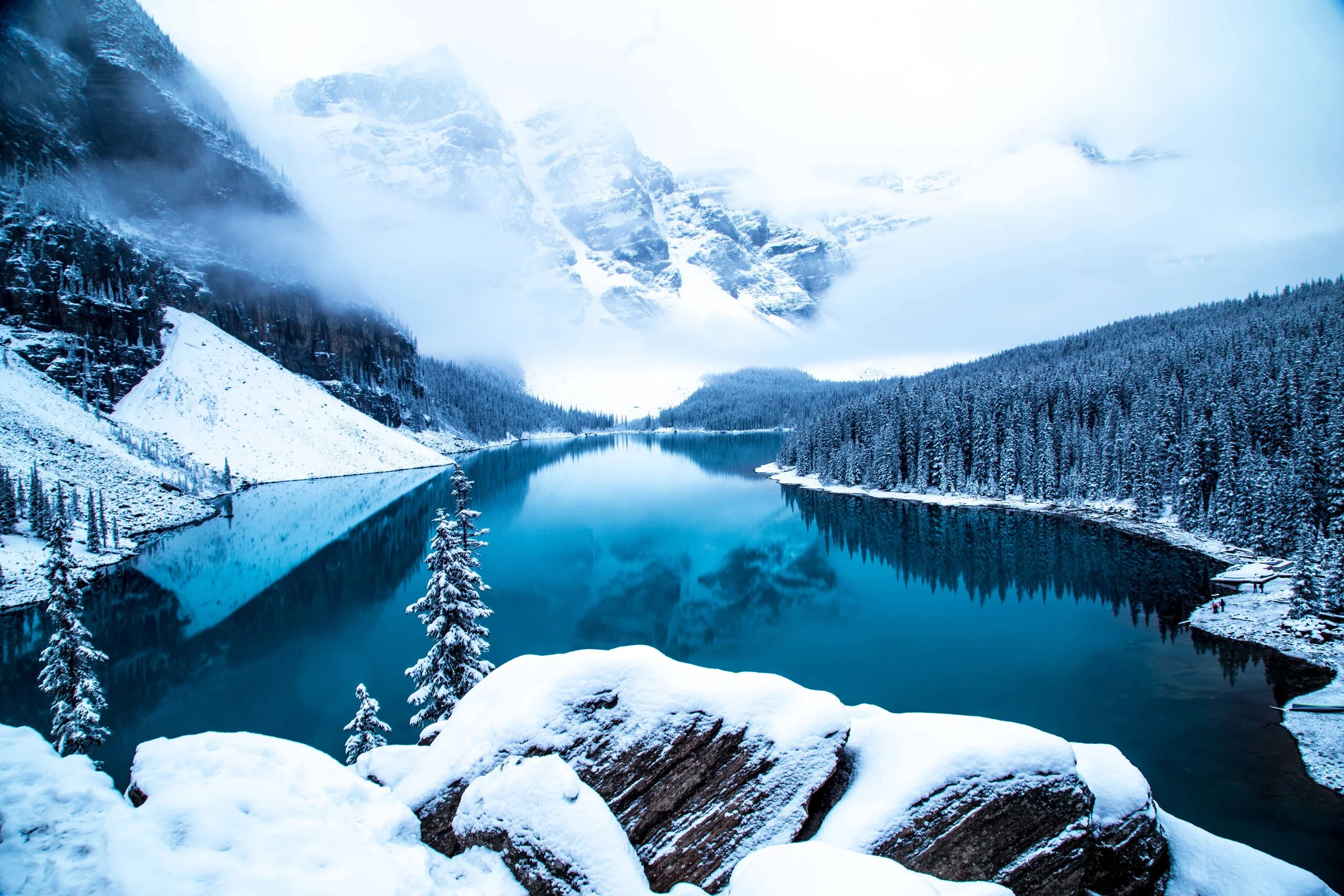 frozen lake,snowy mountains,landscape photography to buy, landscape photography for sale, landscape photography, photos of canadian rockies, morraine lake, photo of mountains
