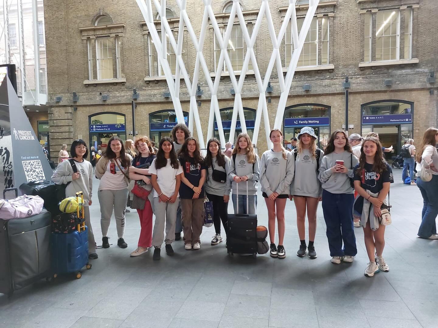Our 14 participants ready to head to National Camp  Project GB 🇬🇧 

Our two male participants are joining us at a later station.

Let&rsquo;s go CISV London! 🙌🙌

#cisv #cisvlondon #cisvlondonjb #gocisvlondon #cisvgb #cisvgreatbritain