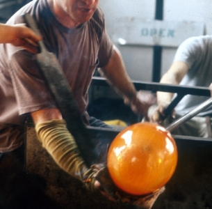 s_glassblowing_1.jpg