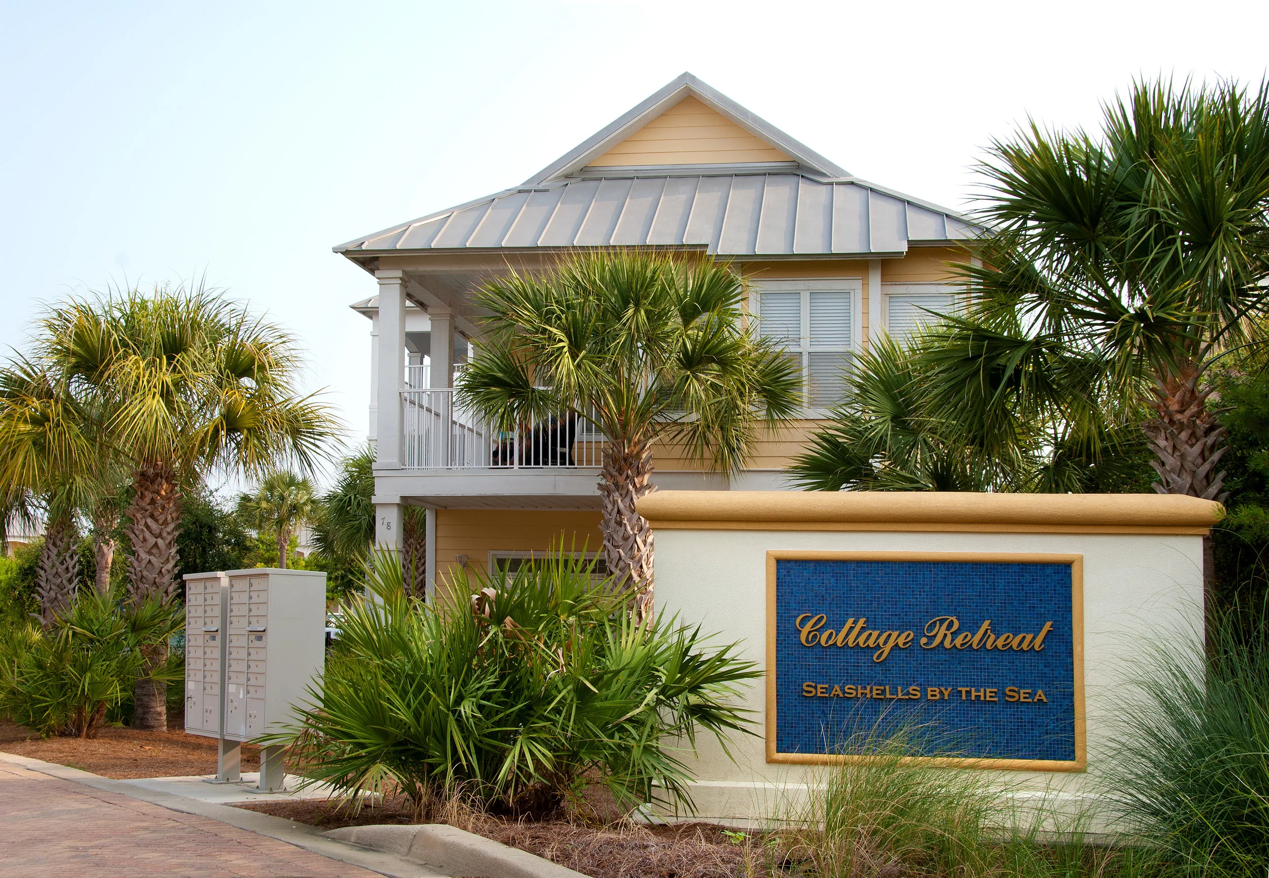 Beach Retreat Cottages_2.jpg