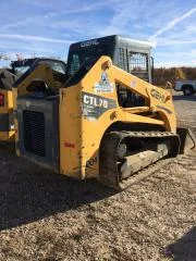 gehl-ctl70-skid1_001.jpg
