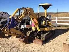 komatsu-mini_001.jpg