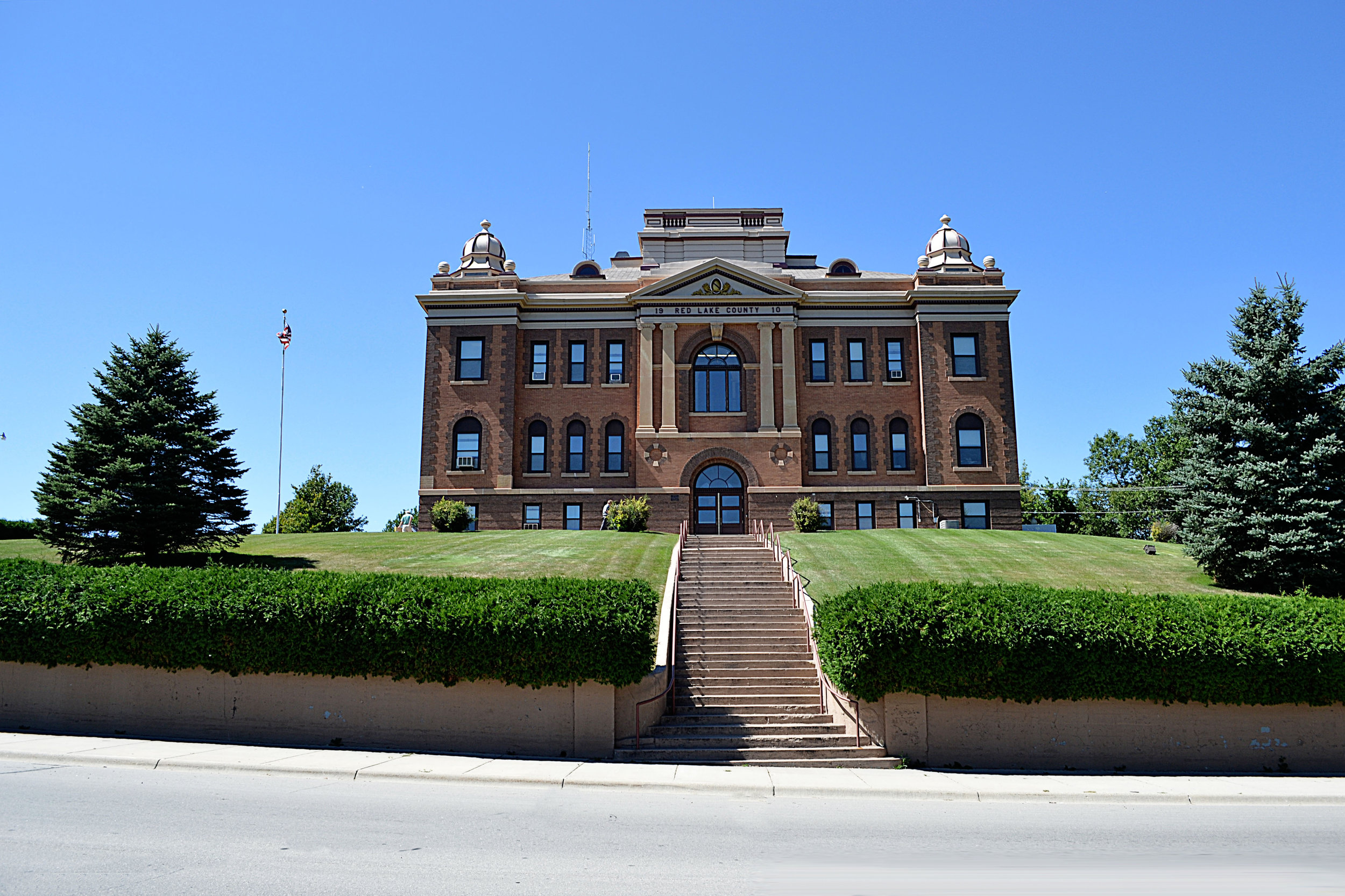 red-lake-county-courthouse-design-data.jpg