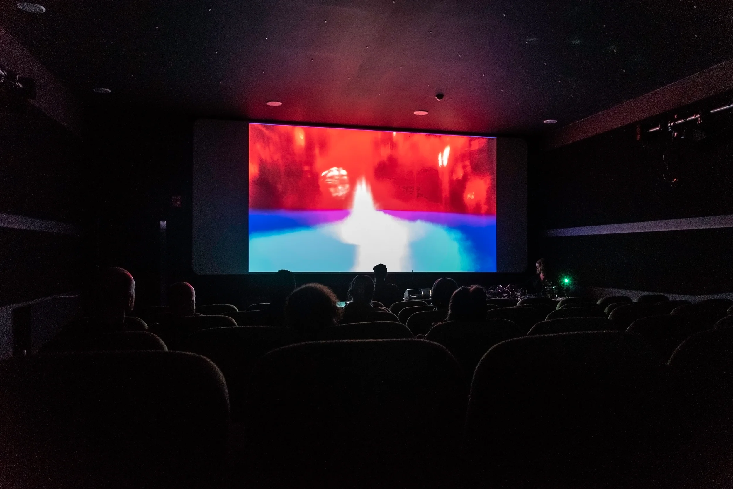 3.2_Spatial-Golding_Decompression_Tyneside Cinema_2.jpg