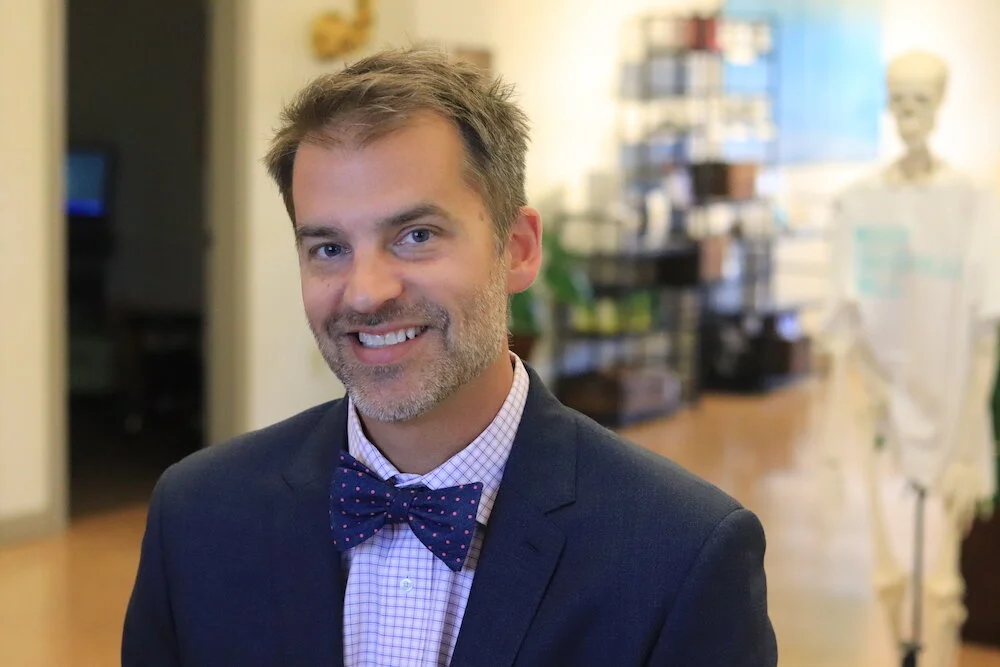 The Unfortunate Expert- Heal Crohn's Naturally- Dr. Troy Willis