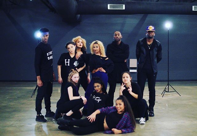 It's a wrap with @_nikkiniks_ #AllTheWayUp. Stay tuned. @championchipman @joefloww_ @alliesun27 @rony_leymone @sophia.sprague #DanceLife #Dance #ConceptVid #ItsAWrap #Choreographer #Videographer #Cinematographer #FilmMaker #Director #DOP #SonyPro @fv