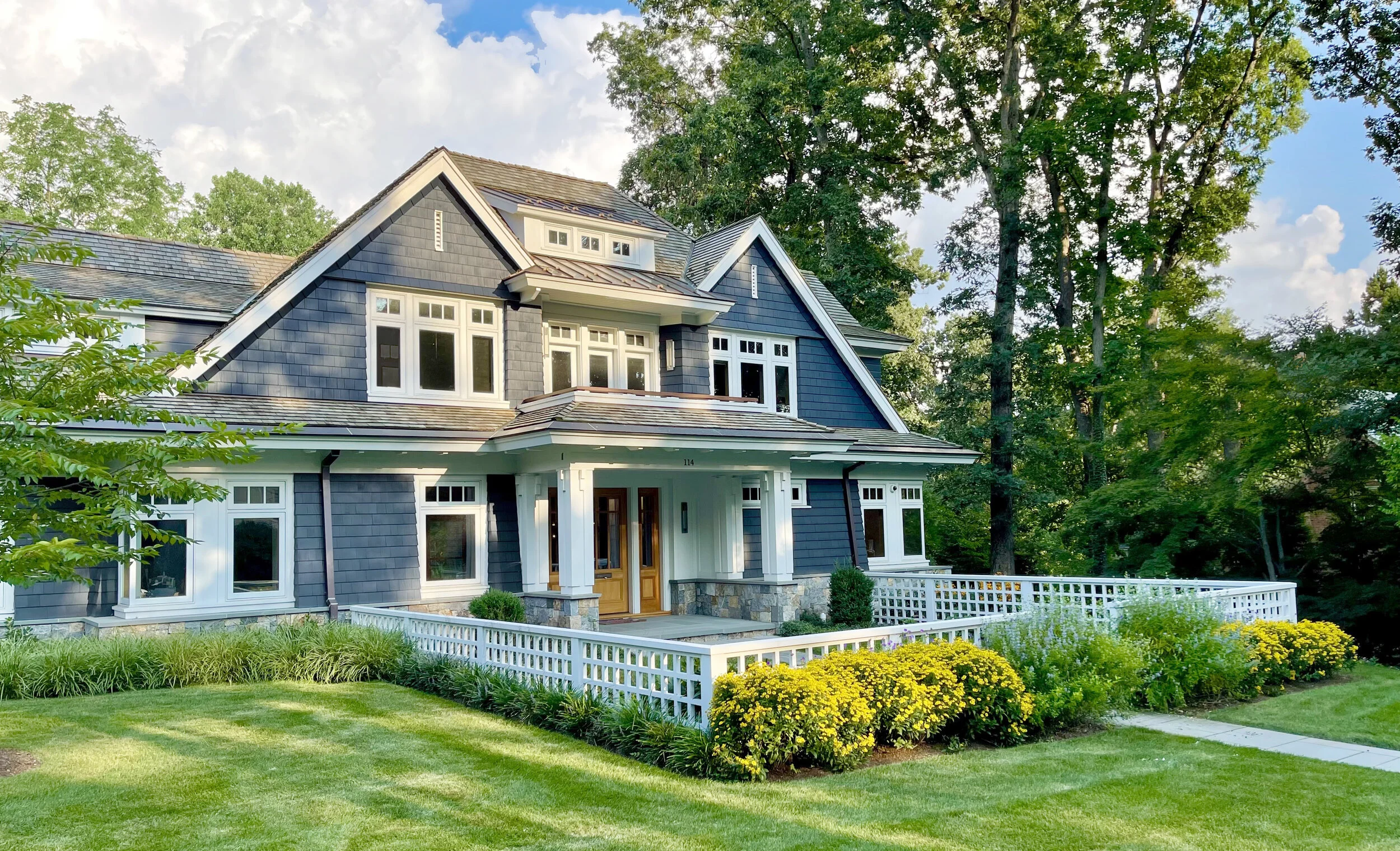  New Shingle Style home designed by SEK architects with Japanese Influenced Interior Detailing. In collaboration with Lee Barnes Builder, Lit Shaw Construction Manager, BW Bosenberg Landscape Architects, Alex Wadas Photography 