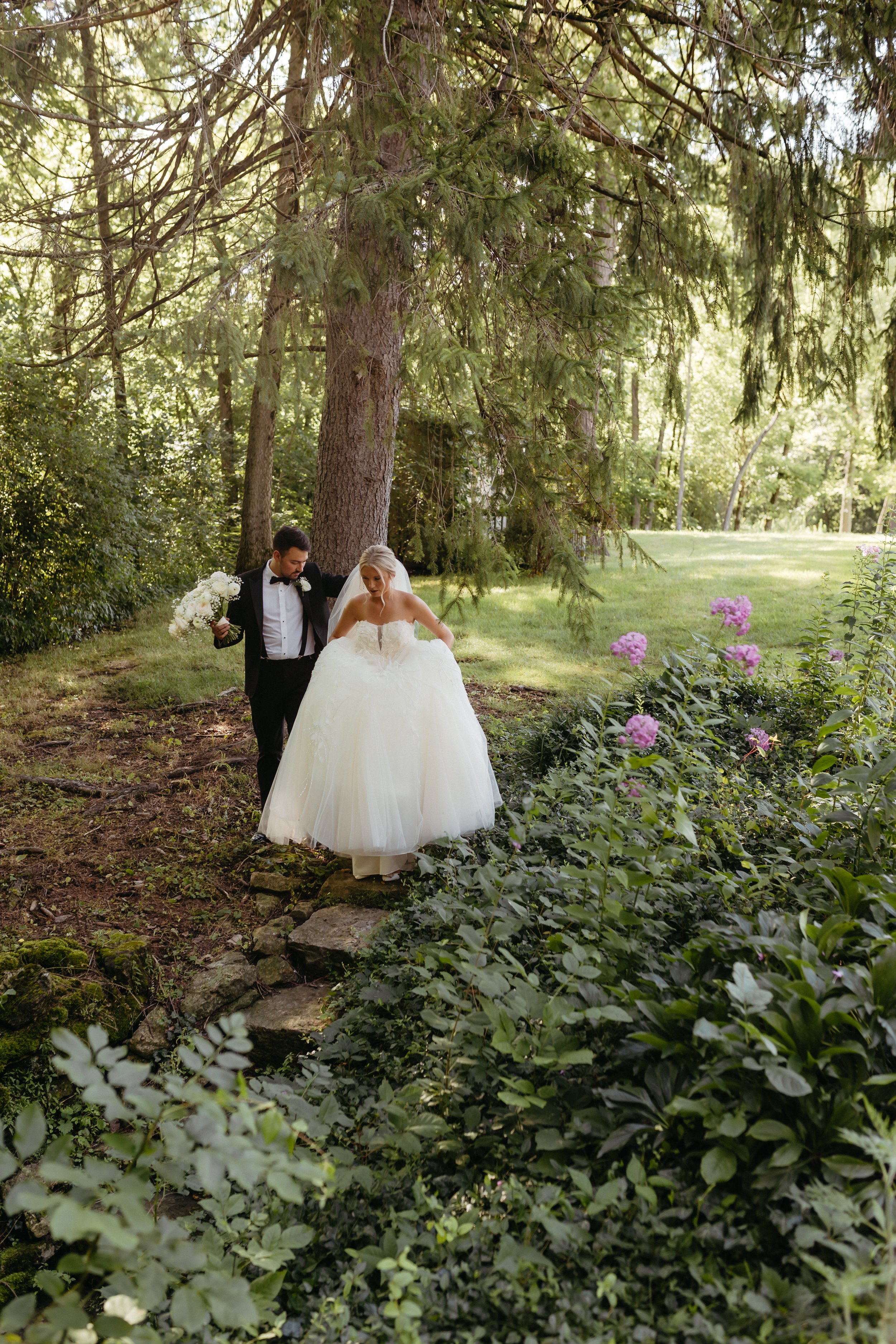 columbus-wedding-photographer-boucherwedding-cliffsideacres-brittanybradleystudio-29.jpg