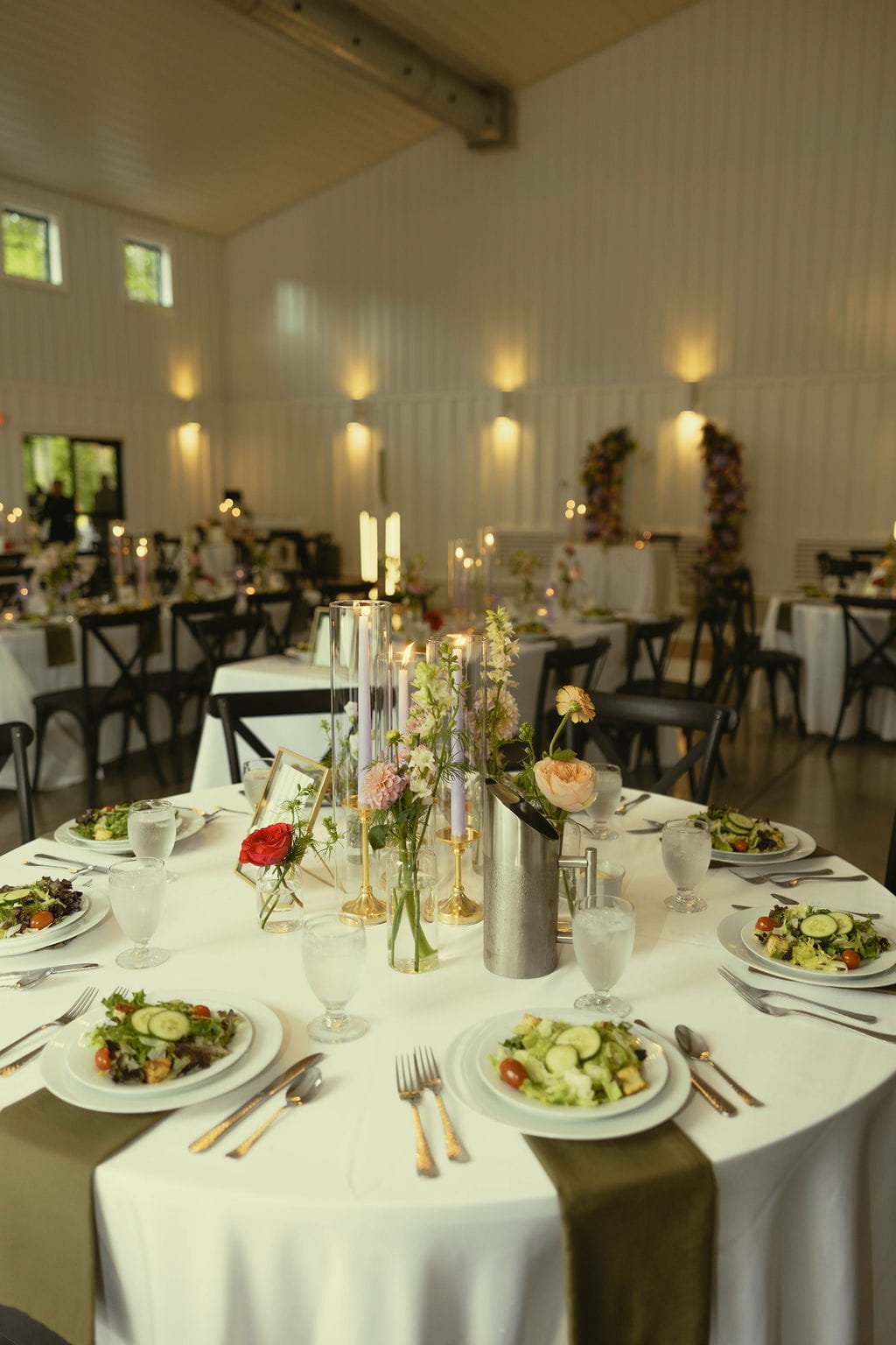 Wedding reception dinner at Cliffside Acres, Springfield Ohio.
