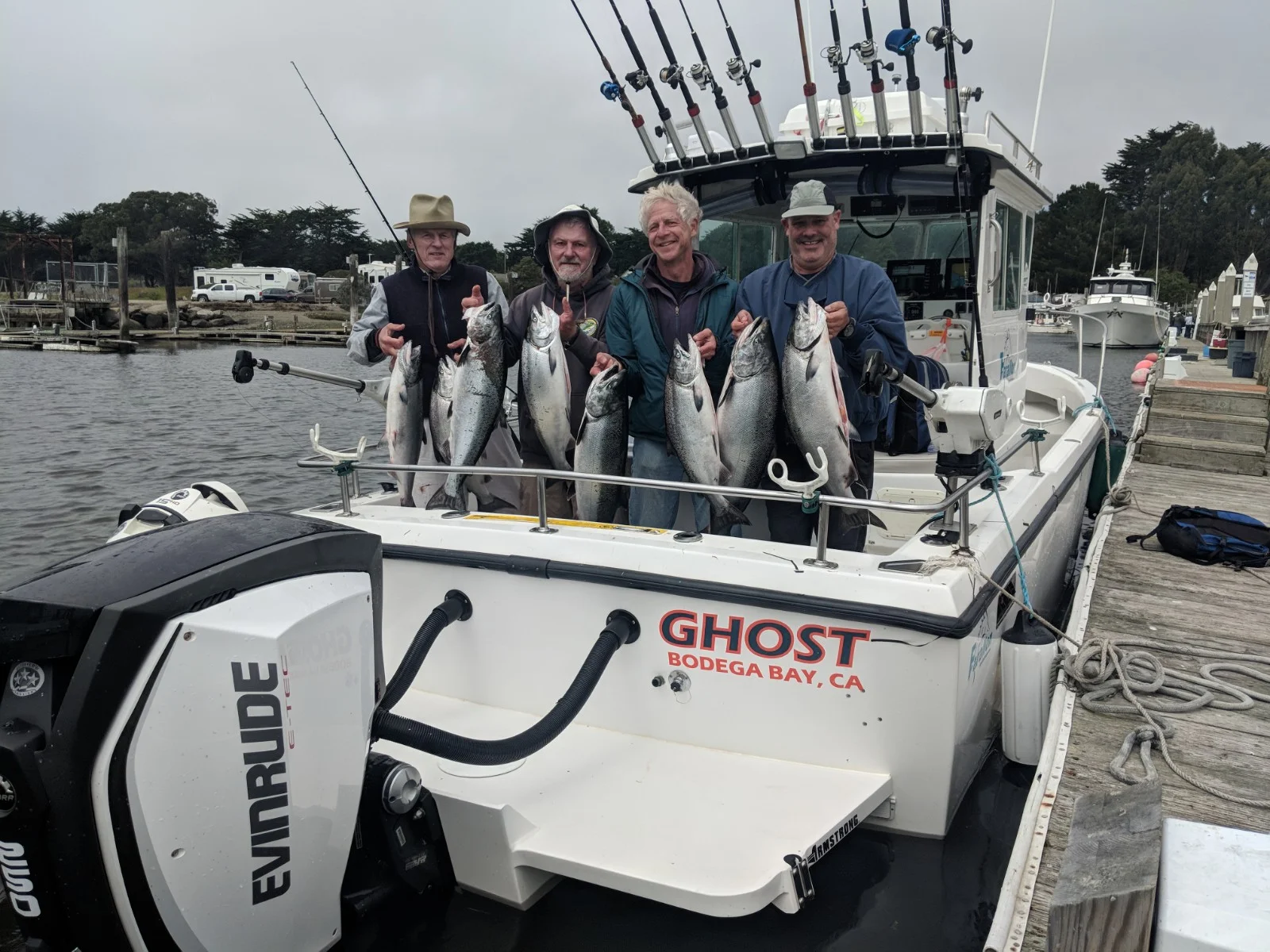 09/06 A slammin day of salmon with some of the local crowd.