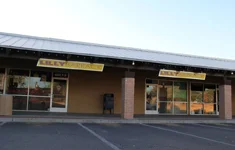 store3b.jpg