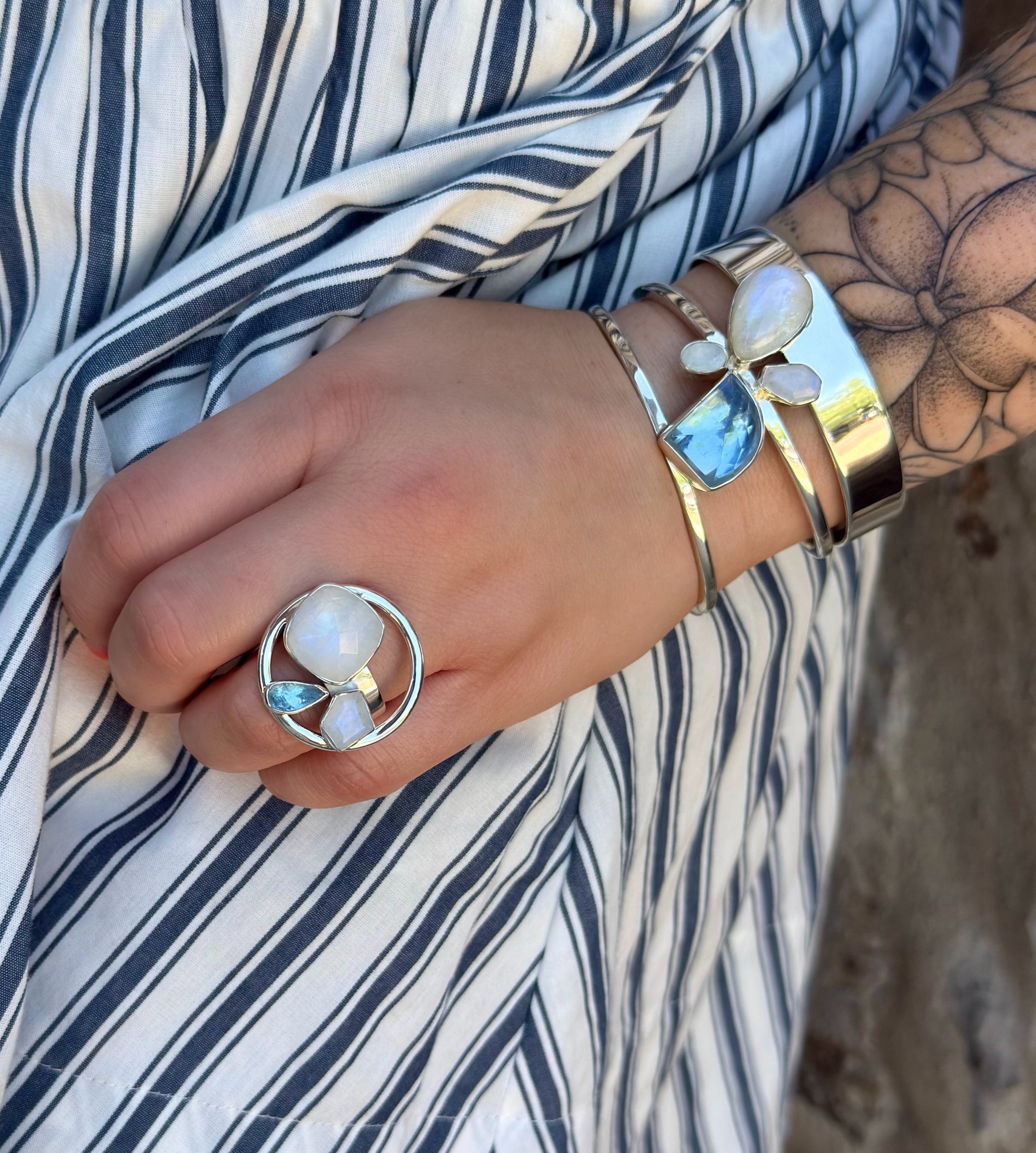 B59 Rainbow Moonstone & Aquamarine Bracelet