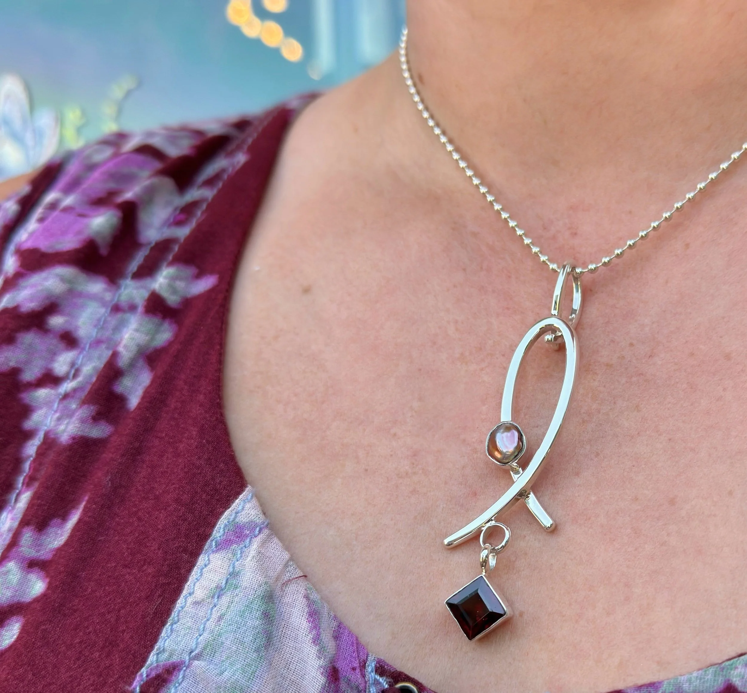 N69 Garnet & Copper Pearl Necklace