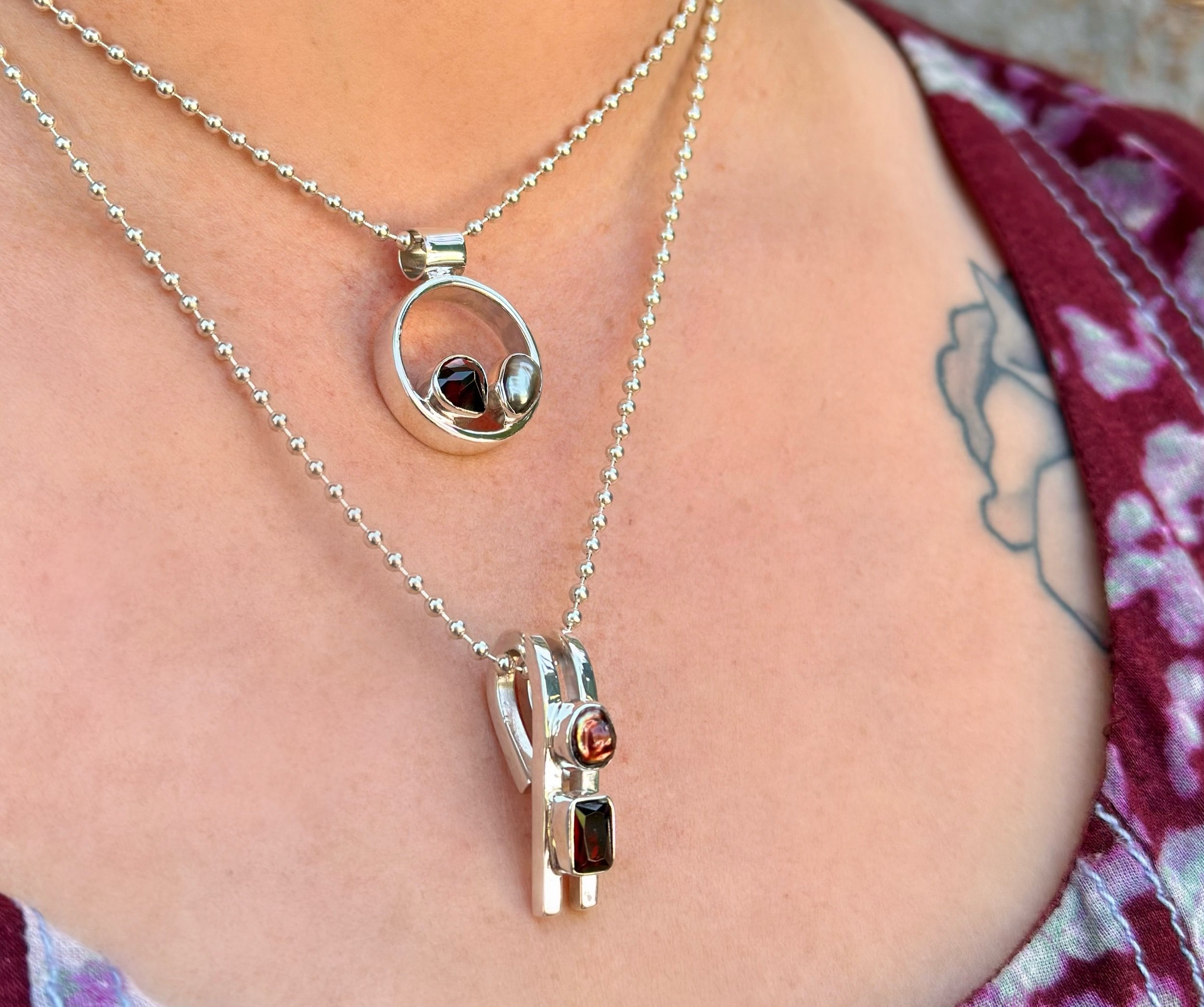 N11 Copper Pearl & Garnet Necklace