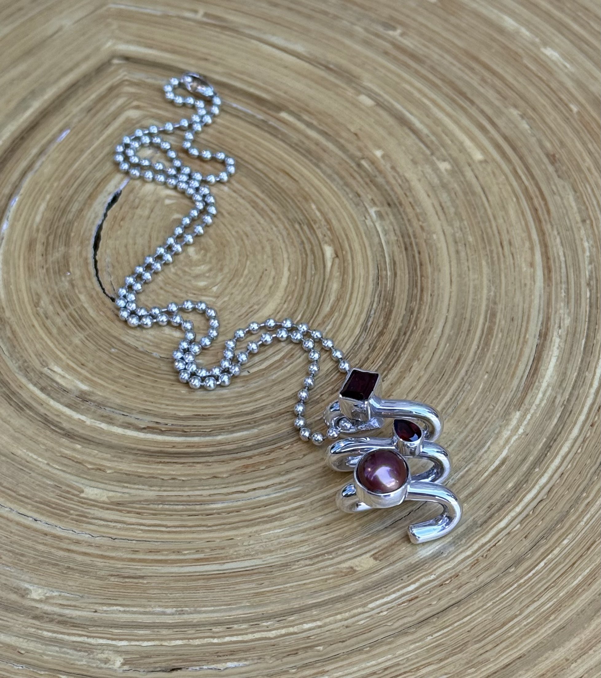 N67 Copper Pearl & Red Garnet Necklace