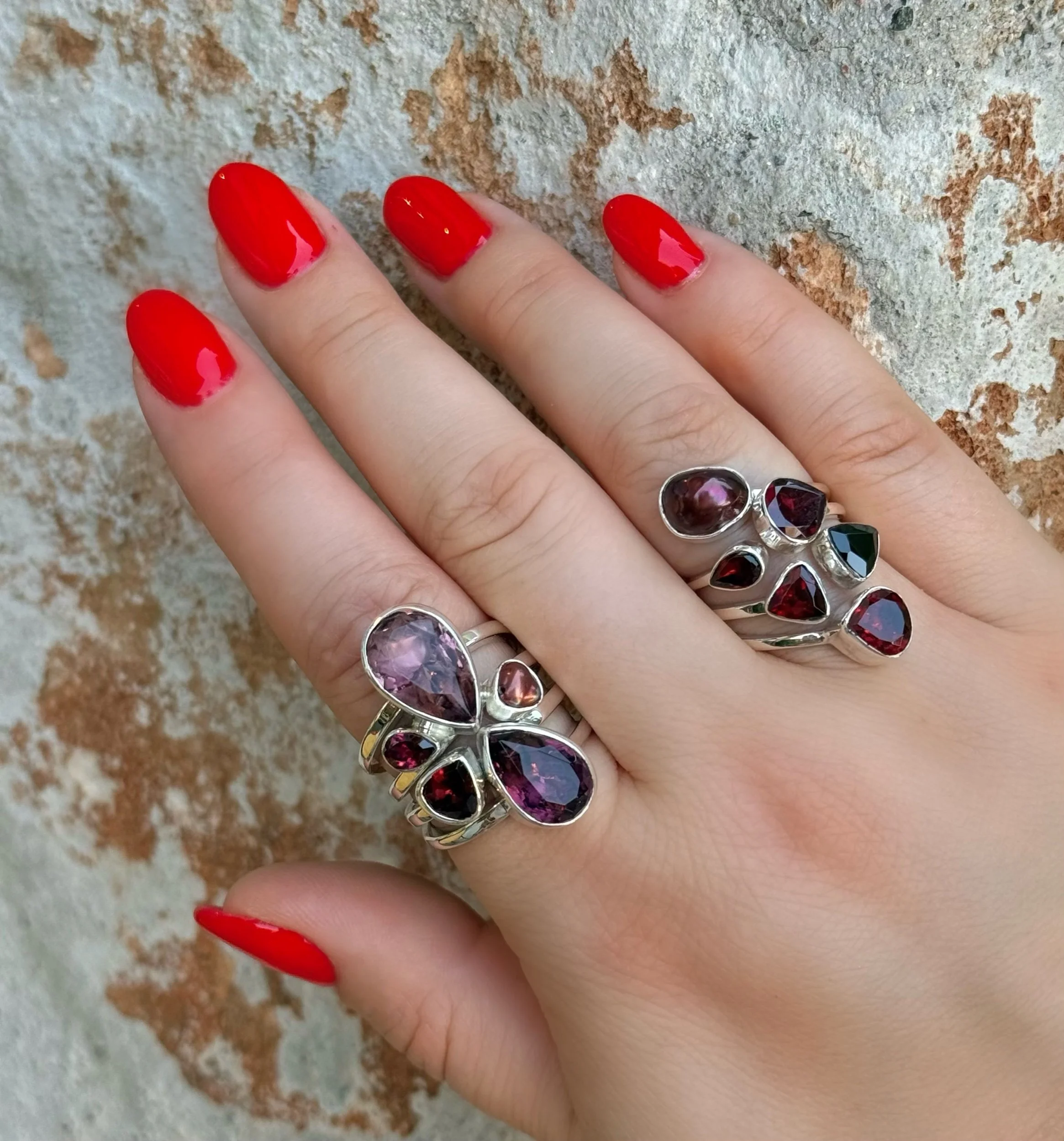 R161 Deep Garnet & Copper Pearl Ring