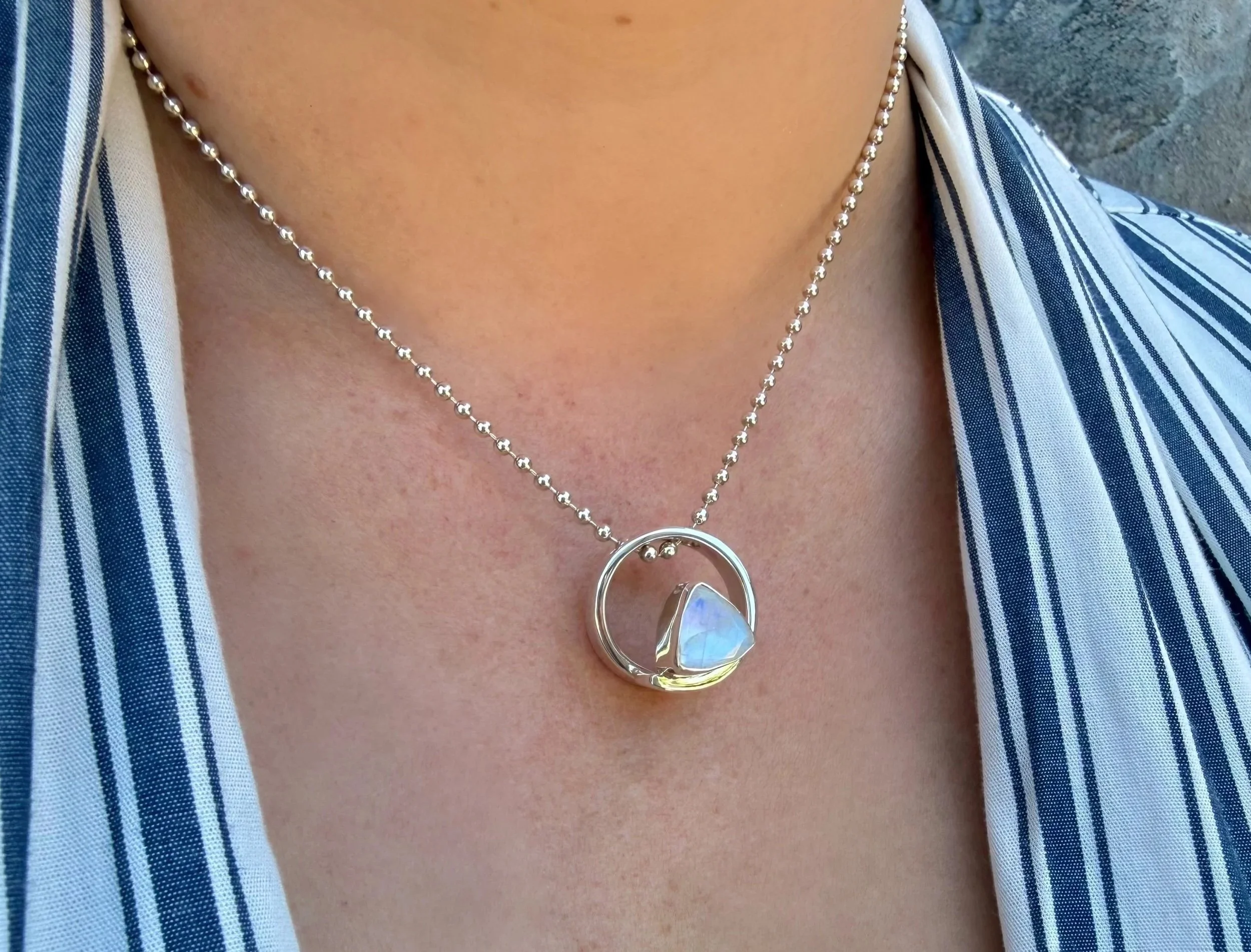 N25 Rainbow Moonstone Necklace