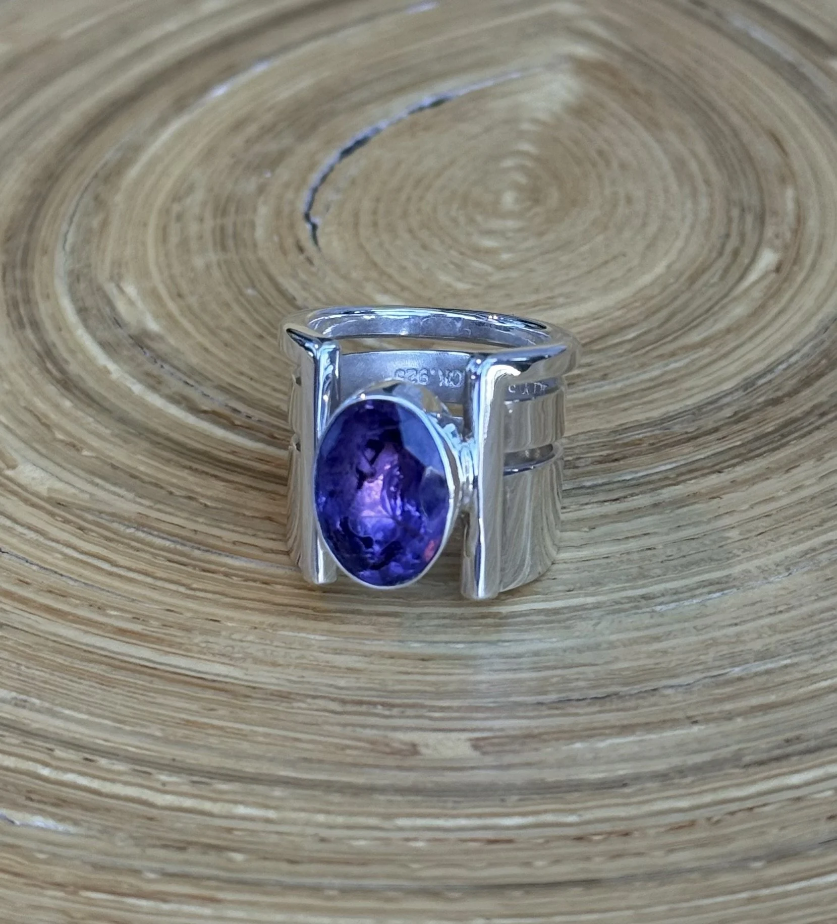 R193 Amethyst Ring