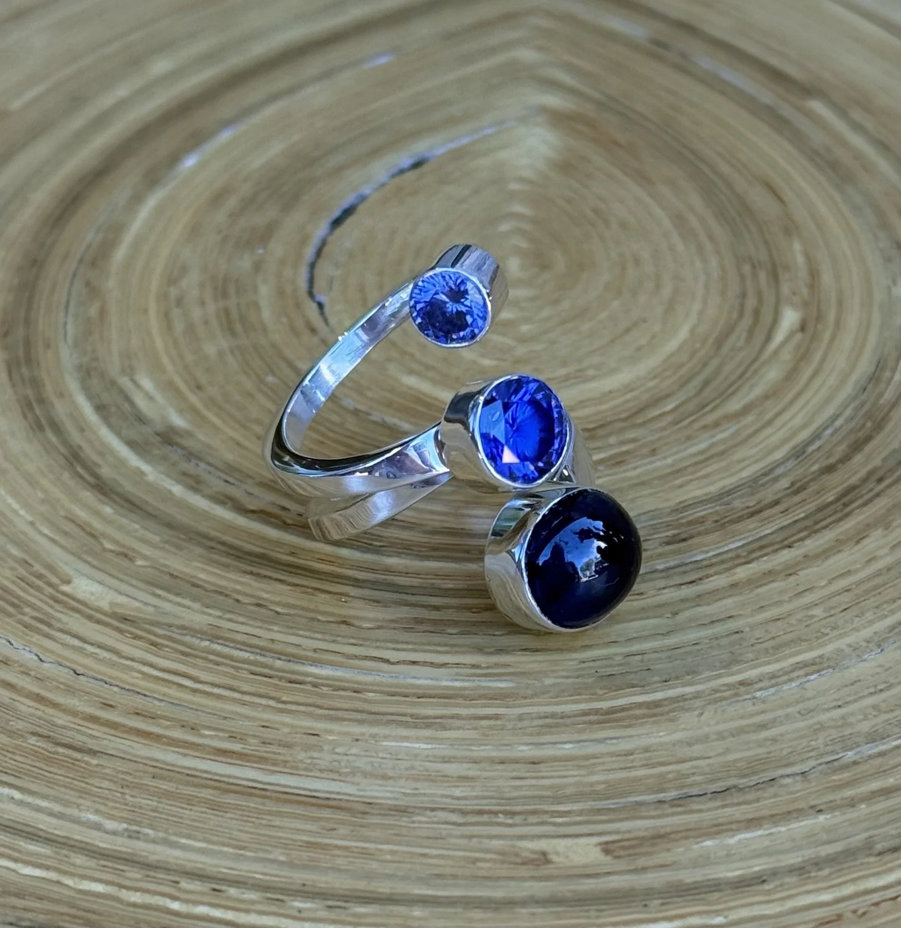 R25 Sapphire & Tanzanite Ring