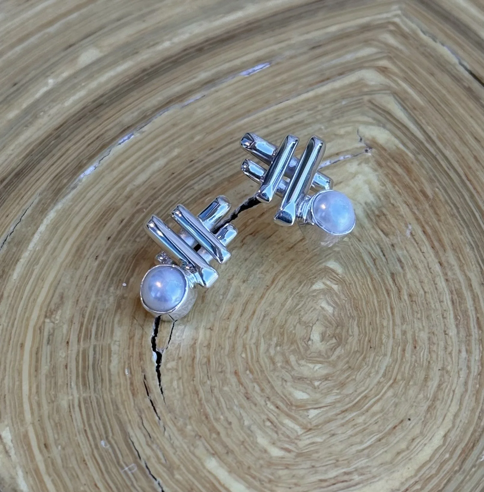 E25 Fresh Water Pearl Earrings