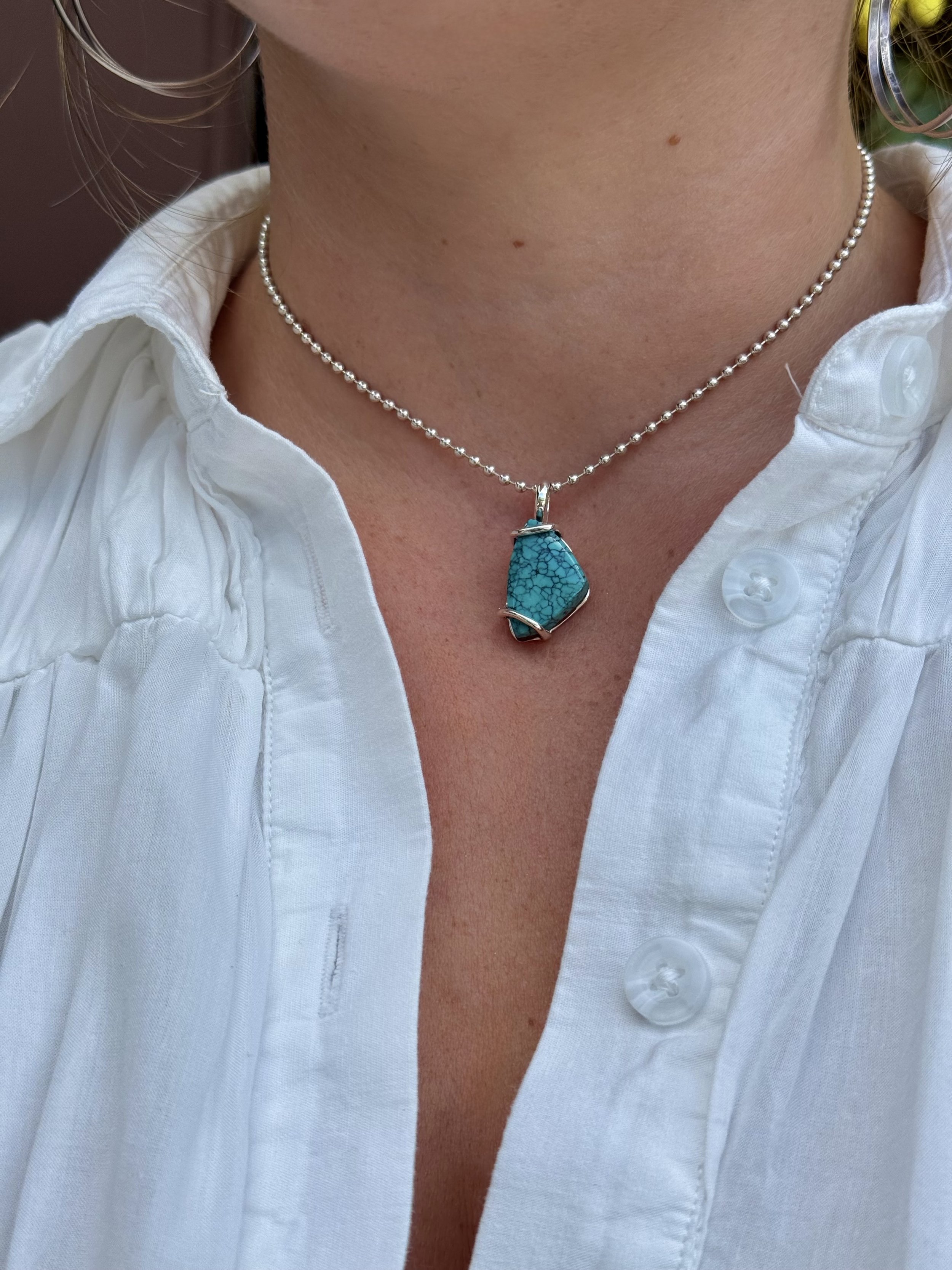 Spiderweb Kingman Turquoise Necklace N75