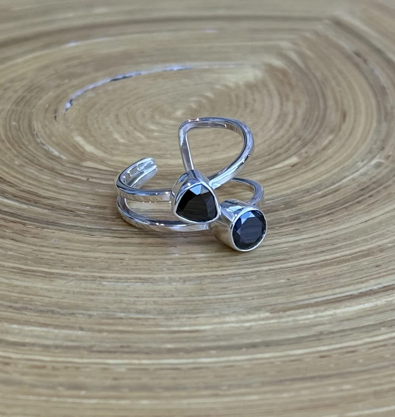 R176 Black Onyx Ring