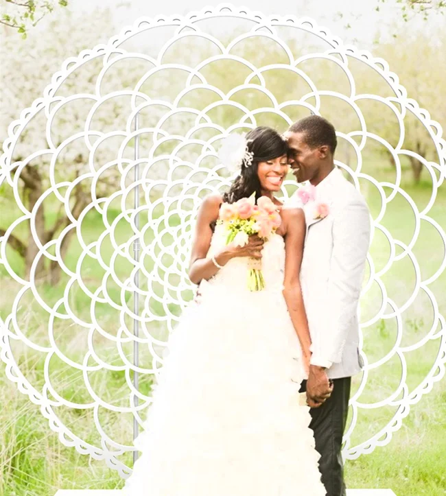 Moonbear_Co_Freestanding_Wedding_Wall_Backdrop_Meadow_Lace.jpg