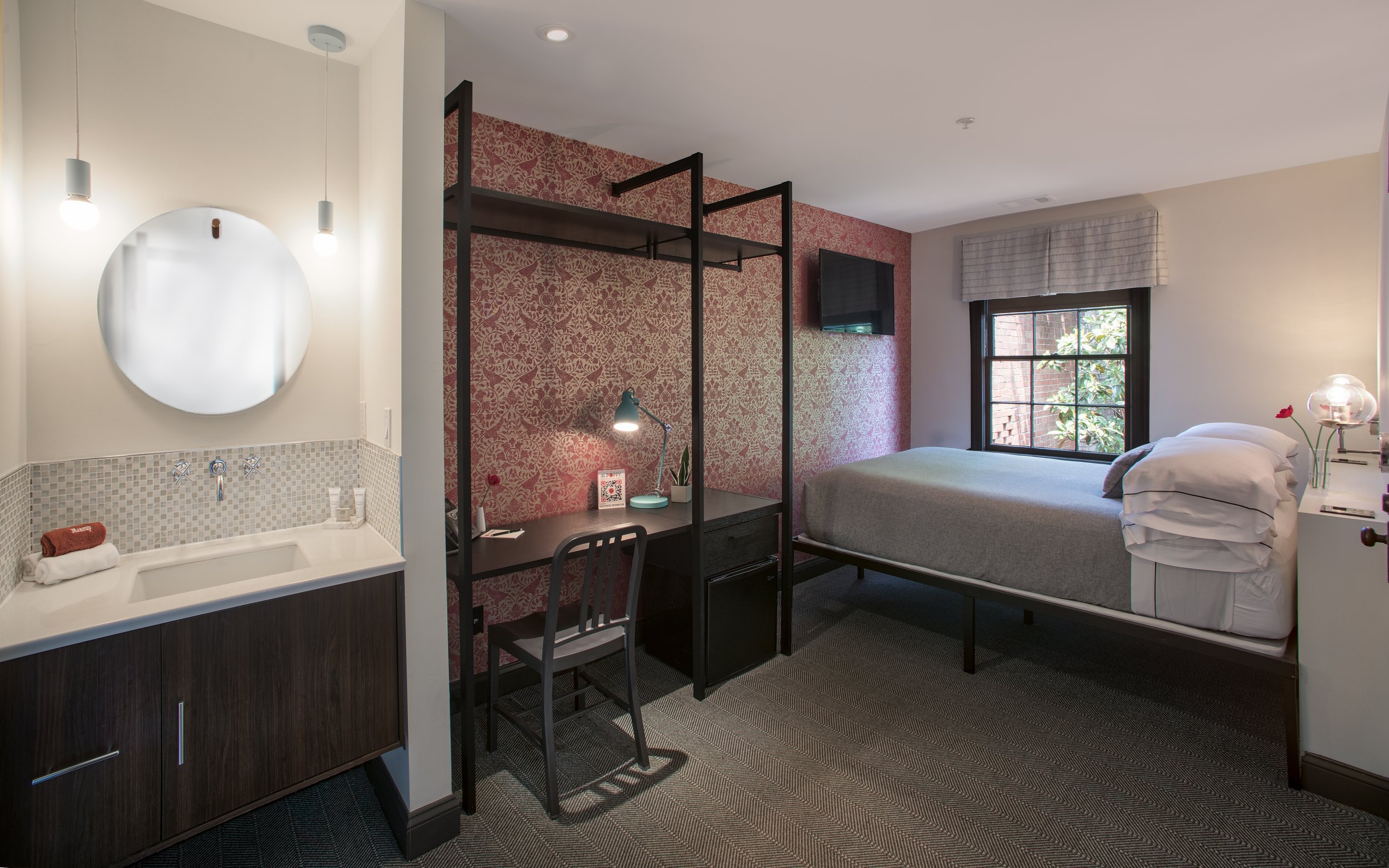 The Poppy Georgetown Guesthouse and Gardens_The Poppy Queen_Interconnecting_Room 15.jpg
