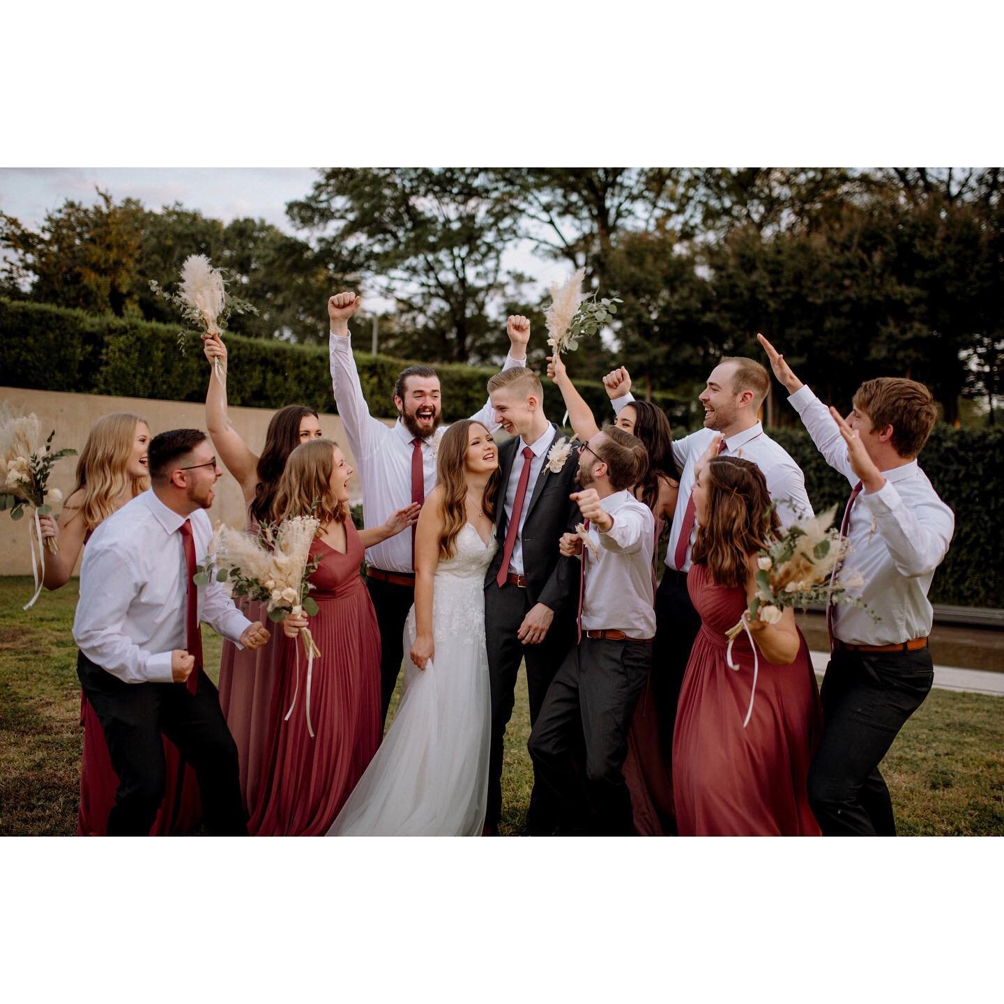 ain&rsquo;t no party like a wedding party! unless it&rsquo;s a party with queso - I love love love quesoooo 🤍