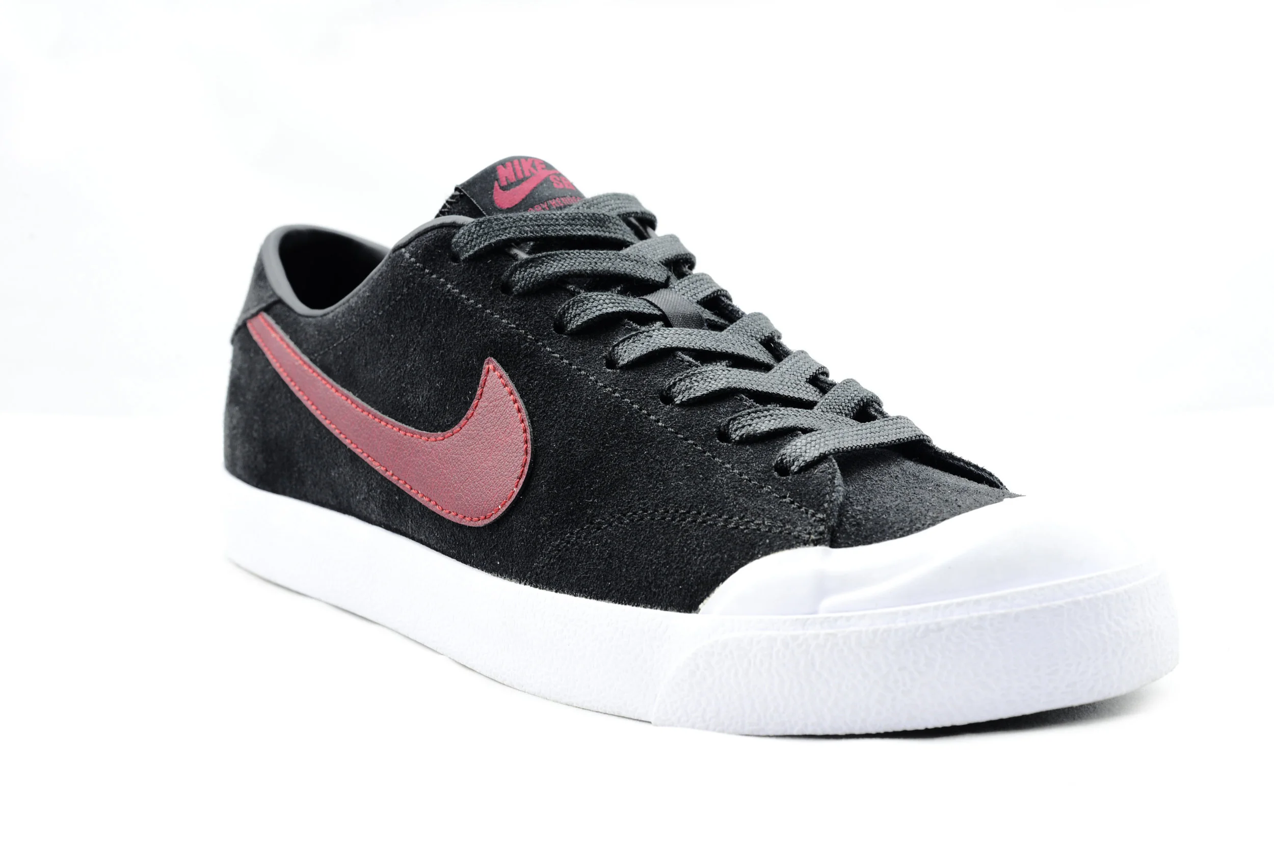 Nike Grant Taylor blkred.jpg