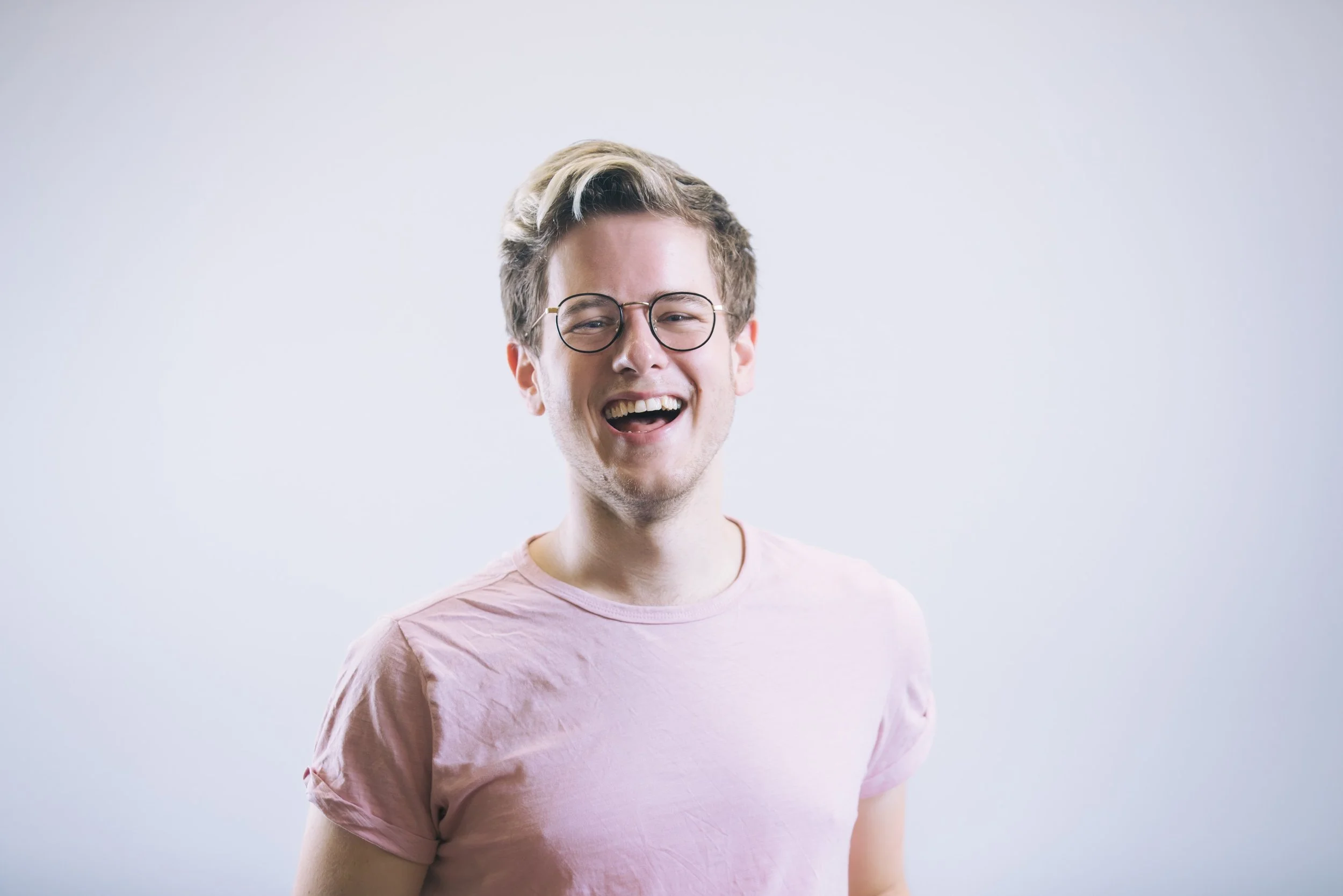 Headshot1.jpg