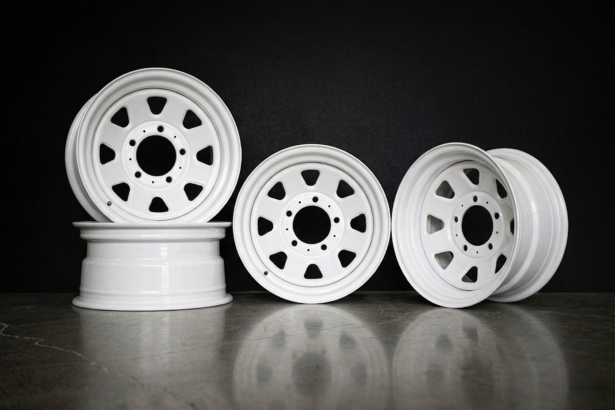 Restored Original 15x8 White Steel Wheels (5-Lug) – Jeep CJ