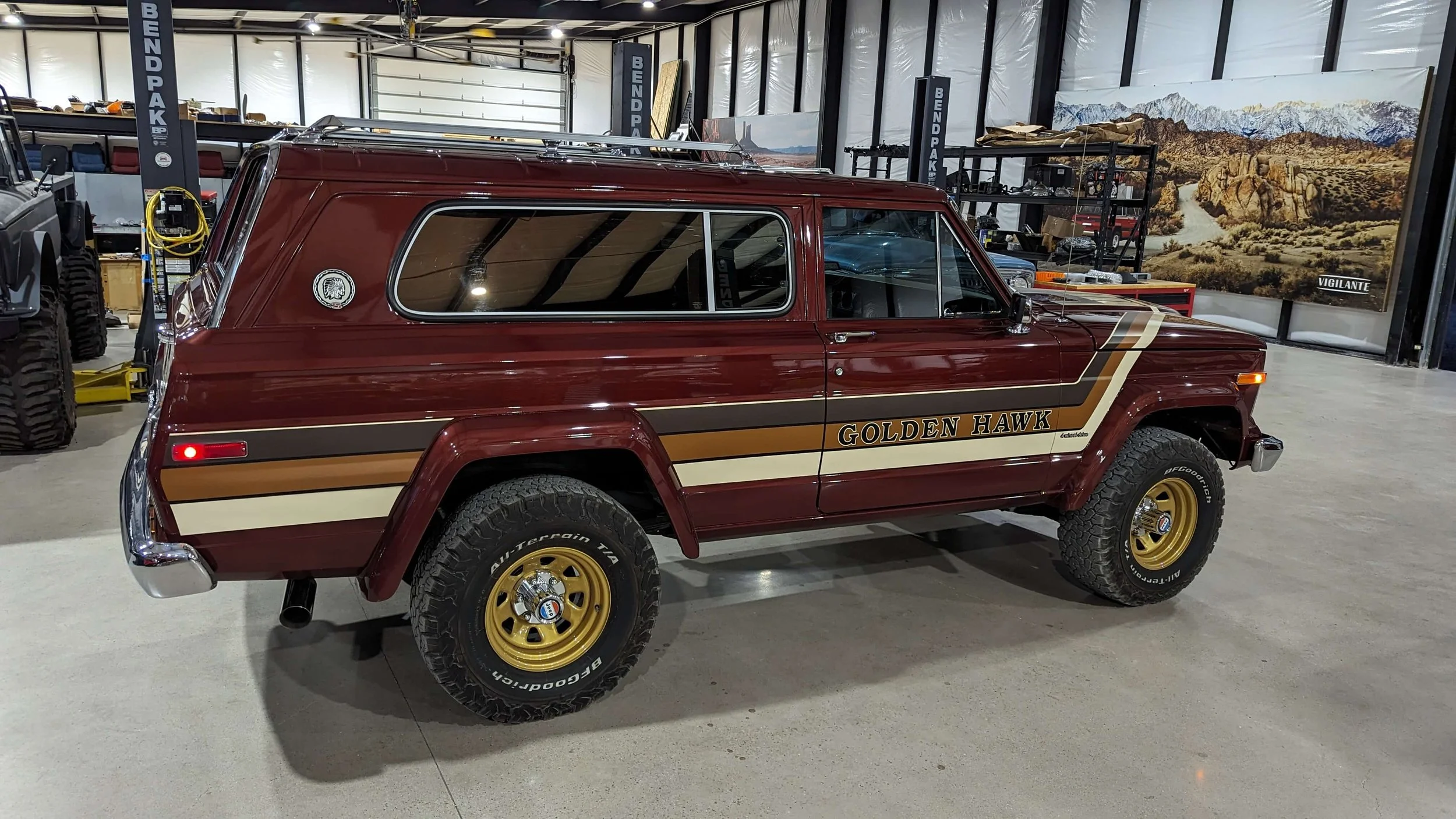 Fascinating Golden Eagle Jeep Cherokee Gallery