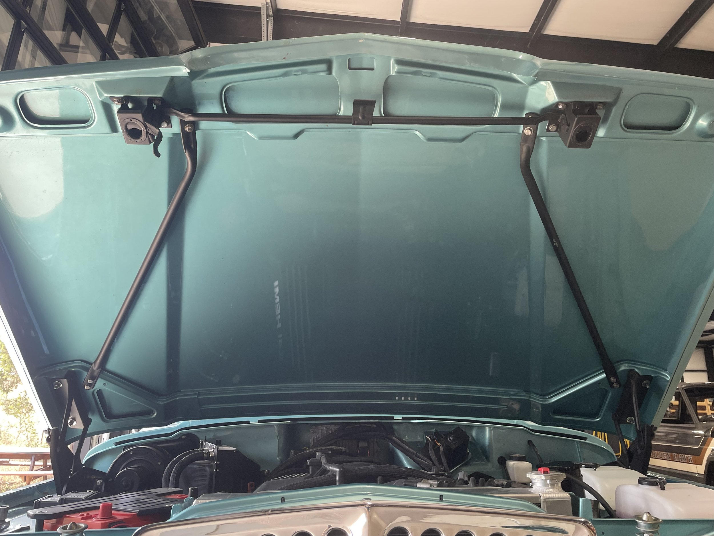 1967-1991-jeep-fsj-hood-panel-brace-rods-05.jpeg