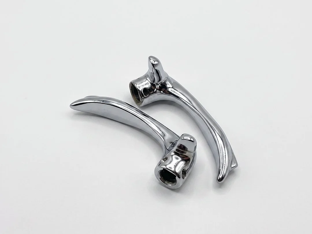 jeep-wagoneer-vent-window-latch-handles-pair-restored-oem-02.jpg
