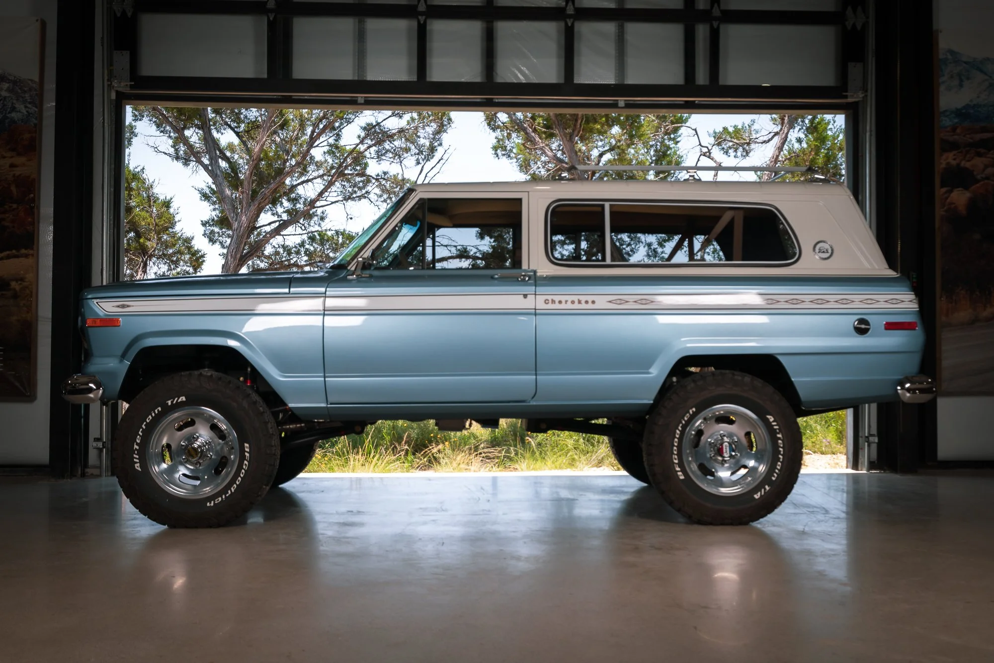1975-jeep-cherokee-s-01.jpg