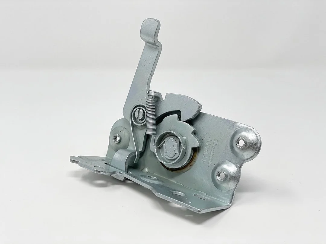 jeep-wagoneer-round-style-tailgate-latch-04.jpg