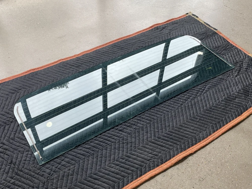 Rear Tailgate Glass – Jeep Wagoneer, Cherokee & Grand Wagoneer