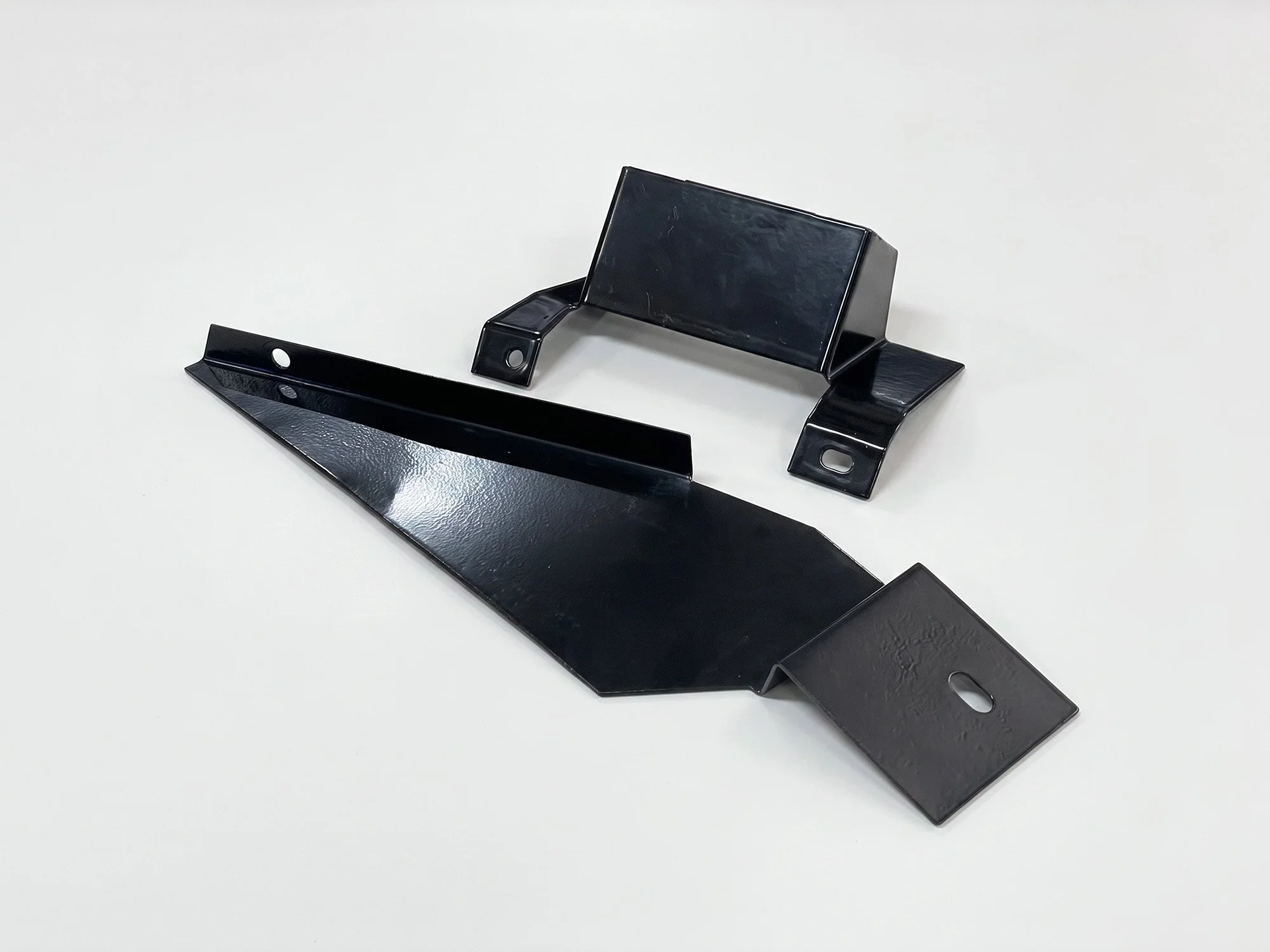 jeep-grand-wagoneer-fuel-tank-skid-plate-05.jpg