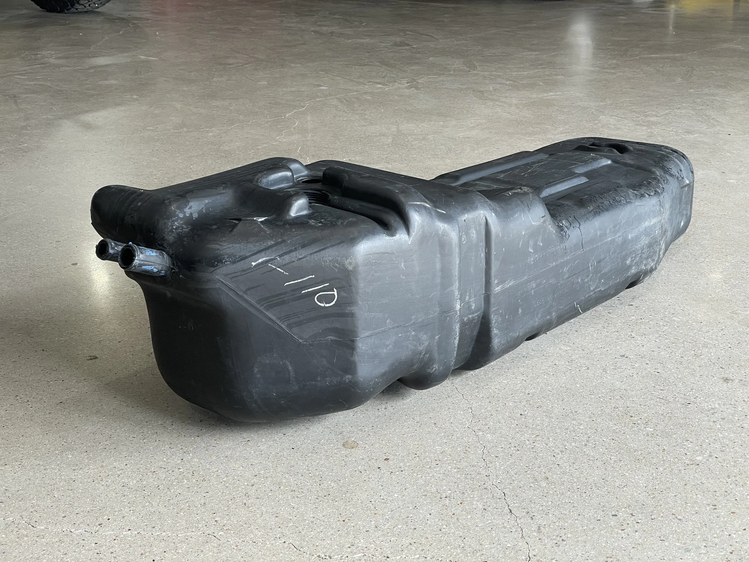 Restored OEM Jeep Fuel Tank (1981–1991) – Wagoneer, Grand Wagoneer & Cherokee