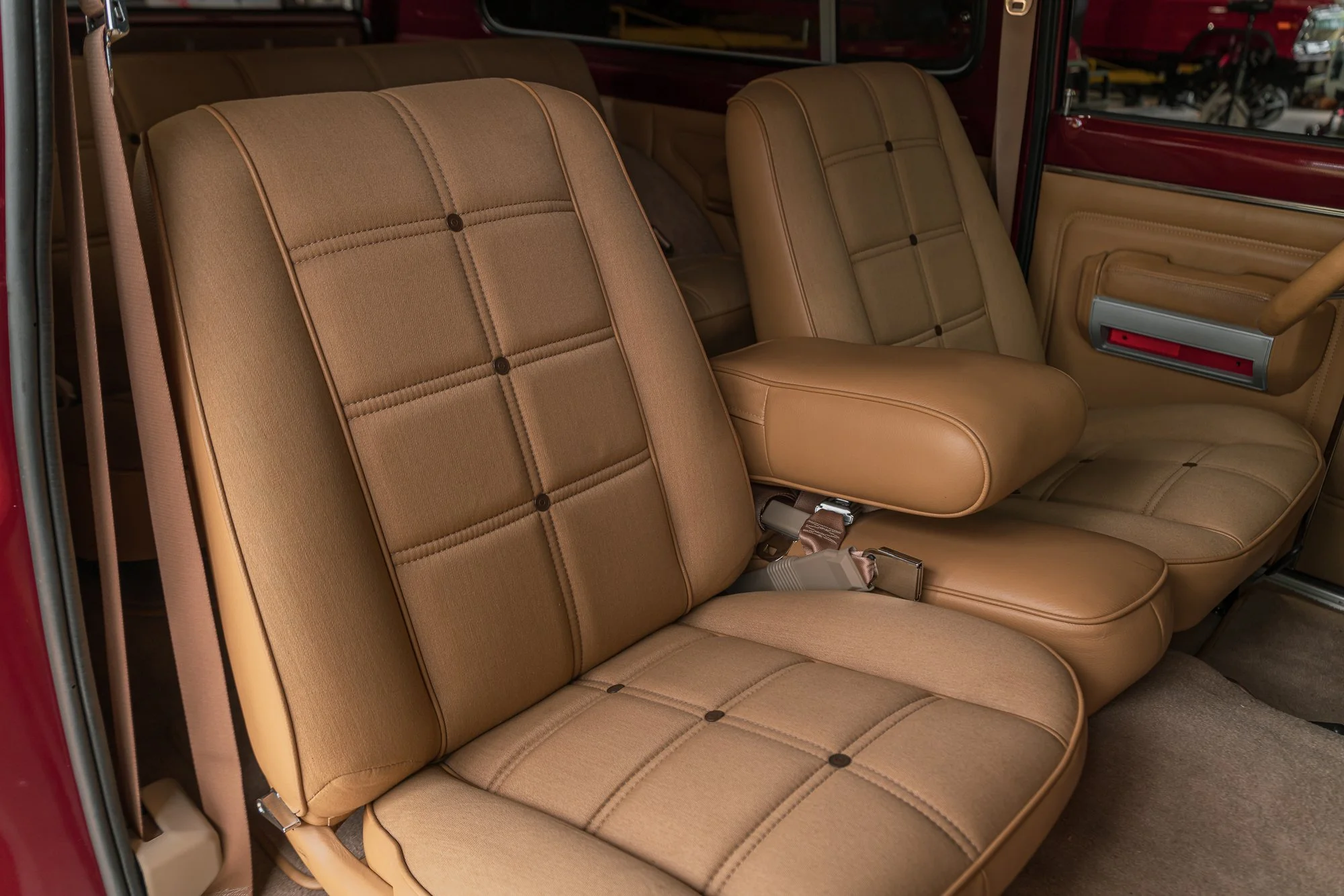 jeep-cherokee-interior-component-restoration-10.jpg (Copy)