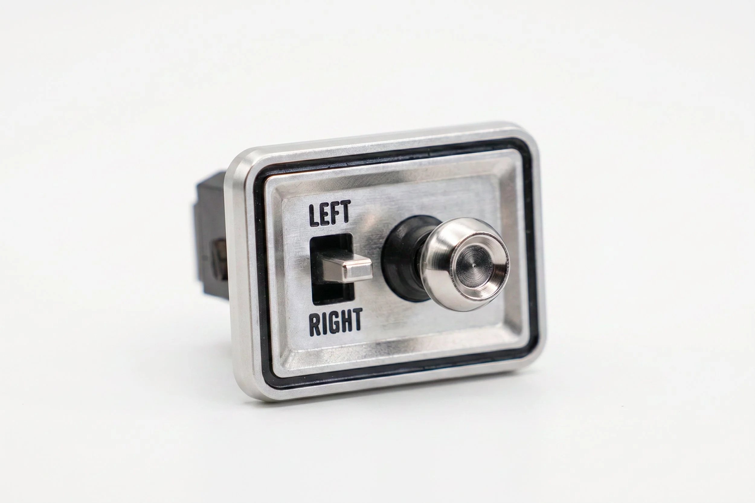 Vigilante Reengineered Power Mirror Switch – Jeep Grand Wagoneer & Late Model SJ