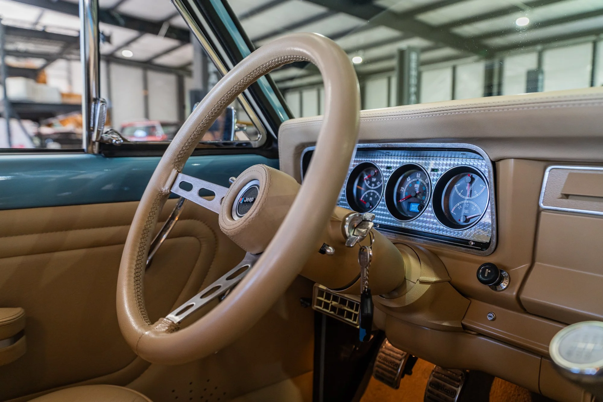 jeep-cherokee-interior-component-restoration-07.jpg (Copy)