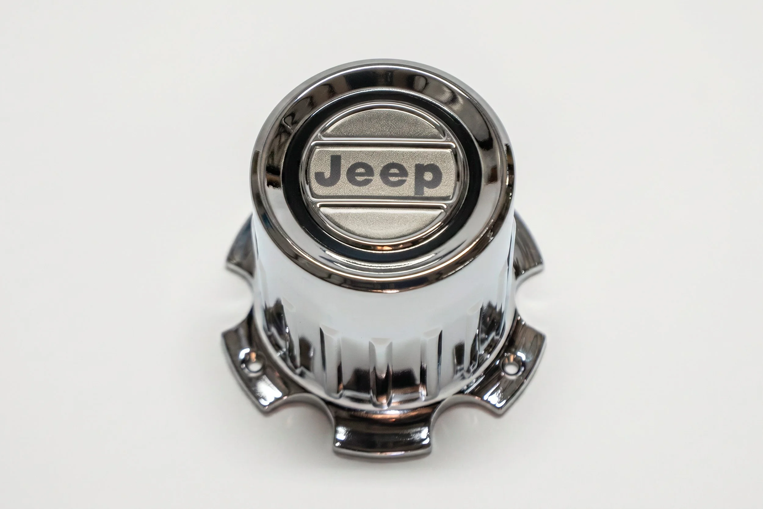 Chrome Jeep Wheel Center Cap – Fits Jeep Wagoneer, Grand Wagoneer, Cherokee & J-Truck