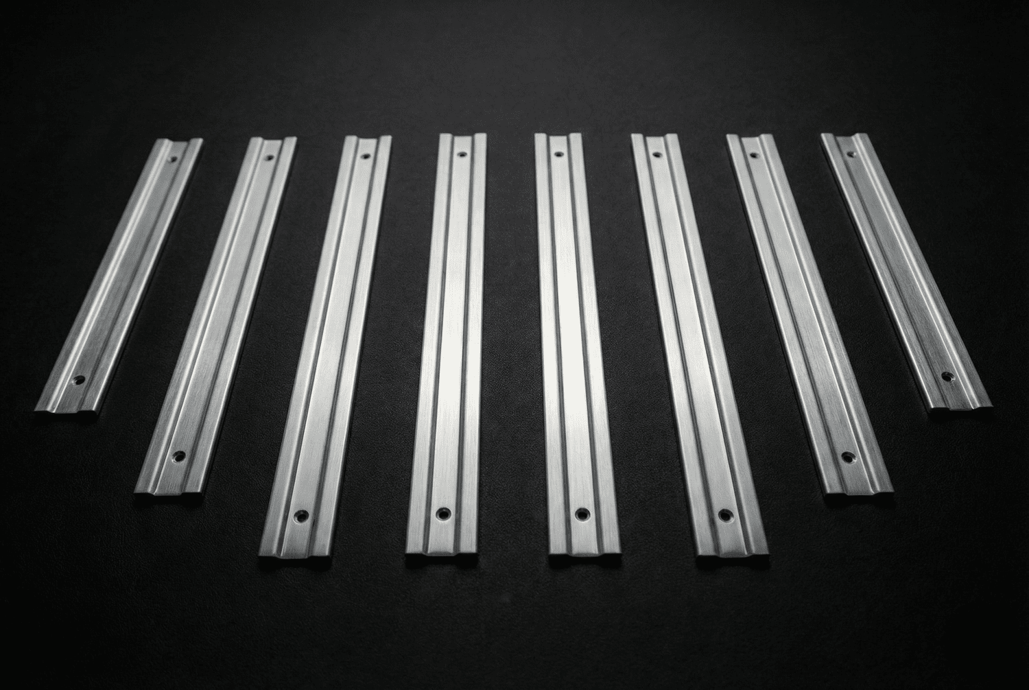 Cargo & Tailgate Strips for 71-91 Jeep SJ Wagoneer, Grand Wagoneer
