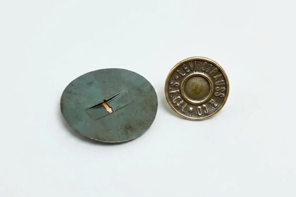 Jeep Levi’s Interior Buttons – Replacement Scripted Levi Strauss Seat & Door Panel Button Set